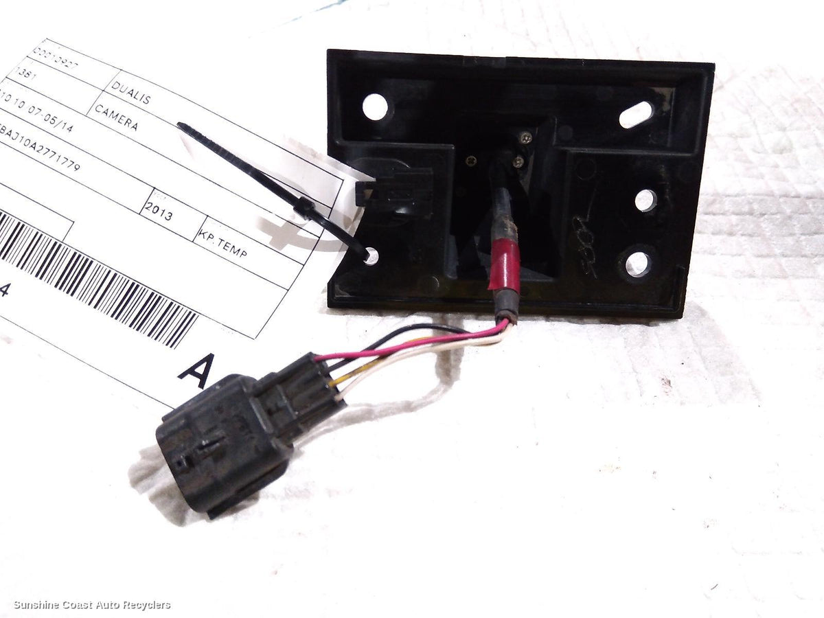 2007-2014 Nissan Dualis Reverse Camera