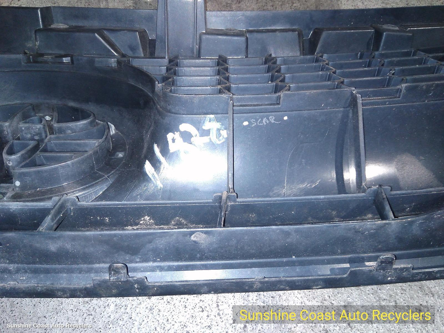 2008-2011 Toyota Hilux Grille