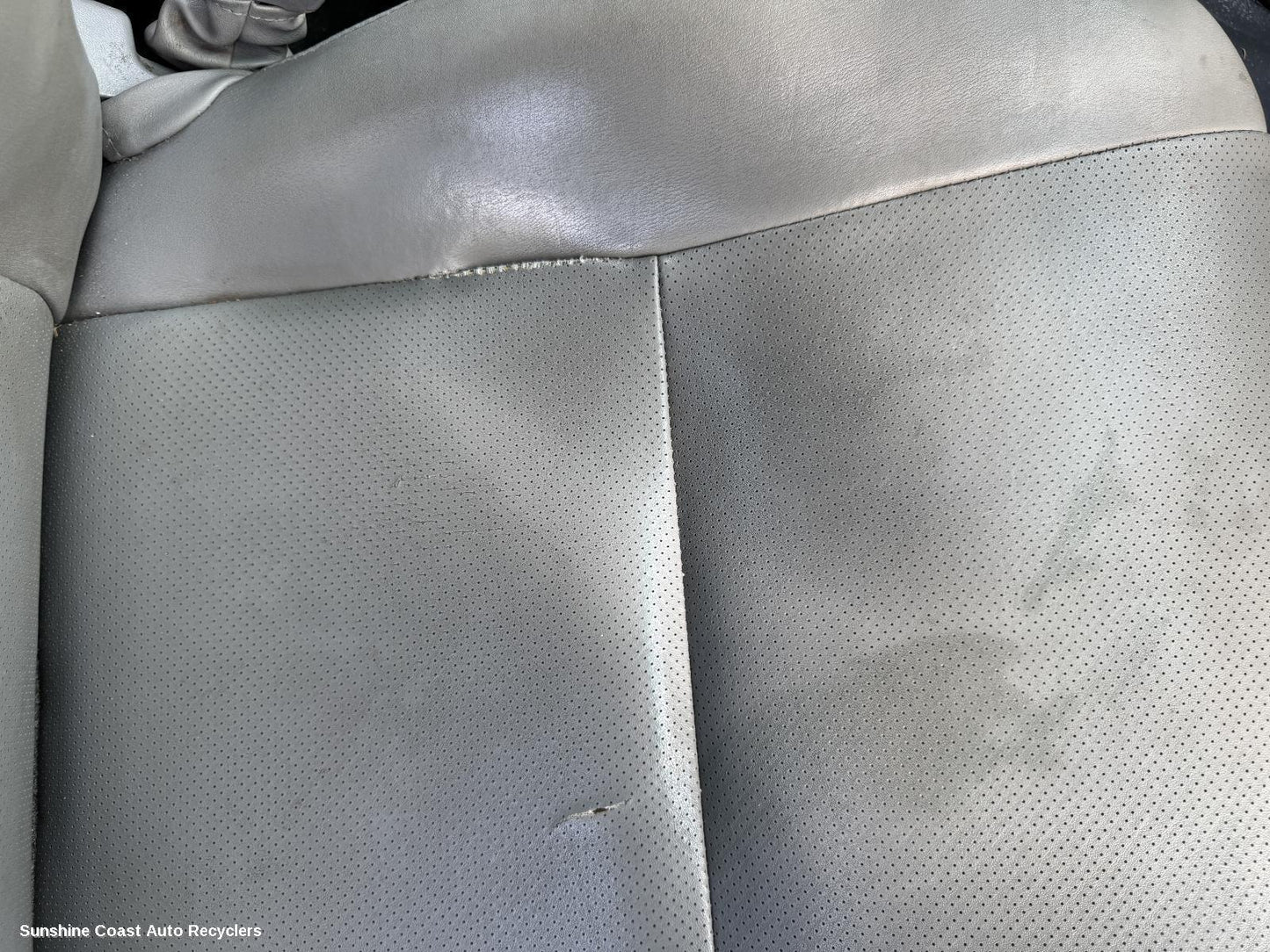 2005-2011 Toyota Hilux Front Seat