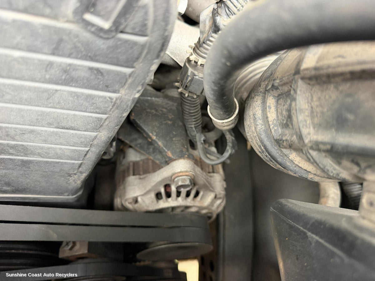 1997-2000 Nissan Patrol Alternator