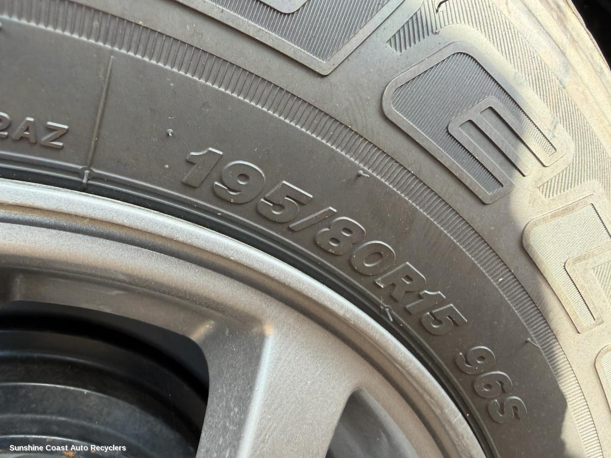 1998-2018 Suzuki Jimny Tyre