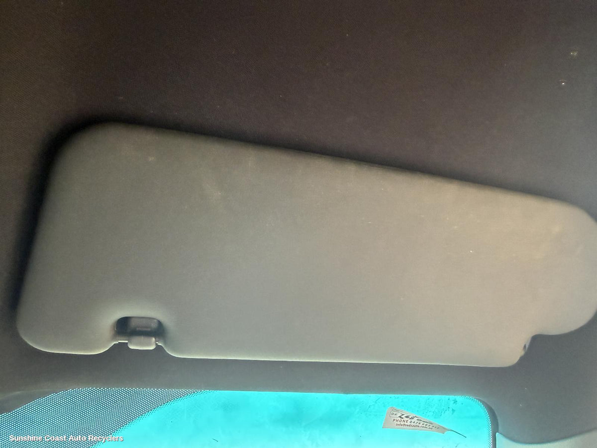 2006-2013 Holden Commodore Sunvisor
