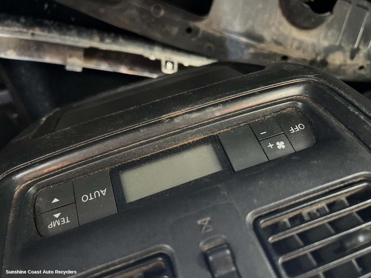 2013-2021 Nissan Pathfinder Heater Ac Controls