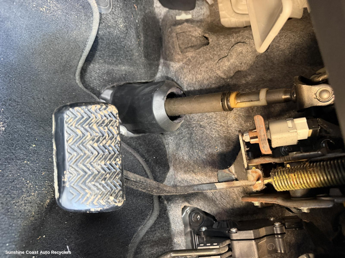 2005-2012 Toyota Rav4 Pedal Assembly