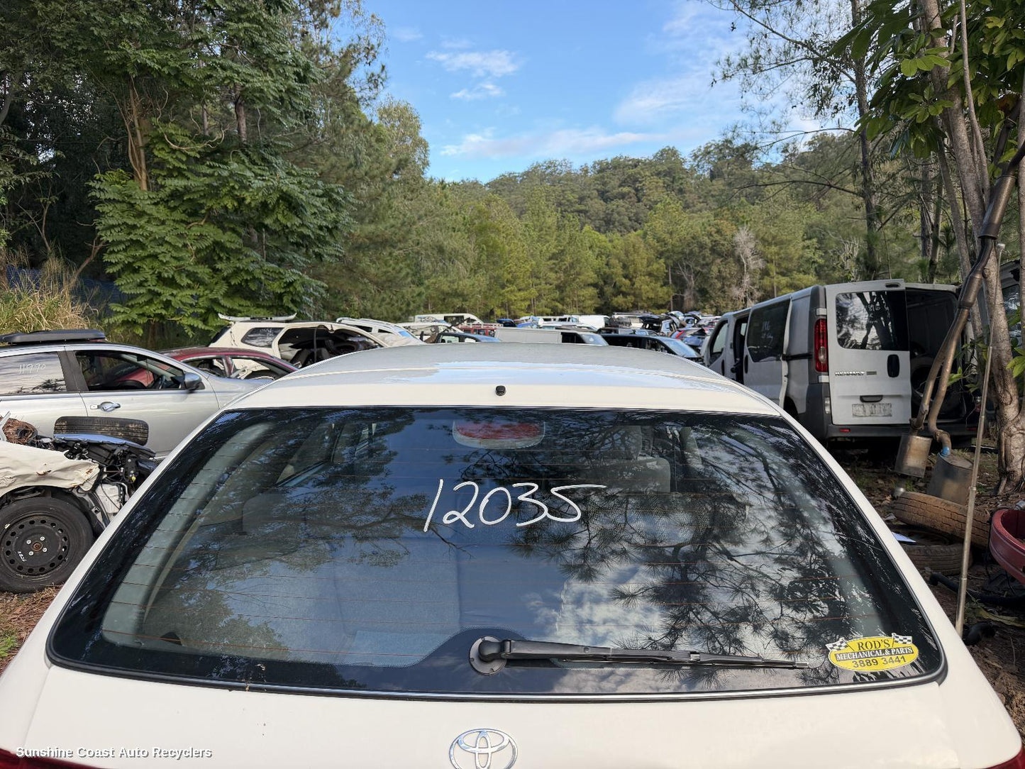 1997-2002 Toyota Camry Rear Tailgate Glass
