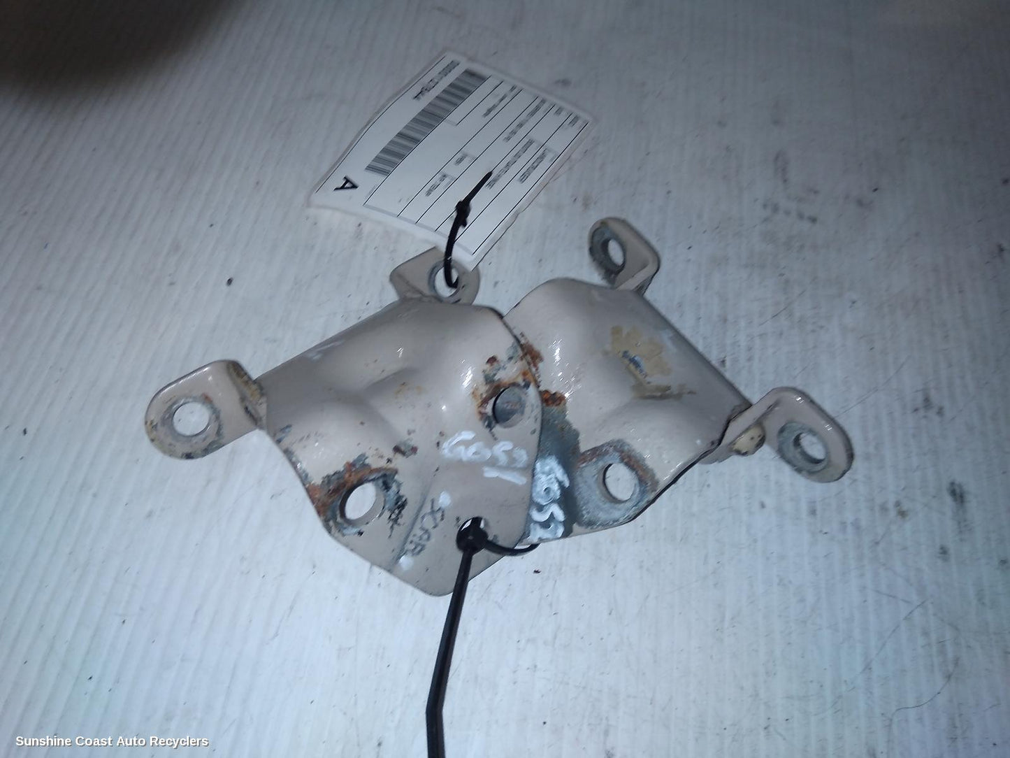 1989 Toyota Landcruiser Bootlid Tgate Hinge