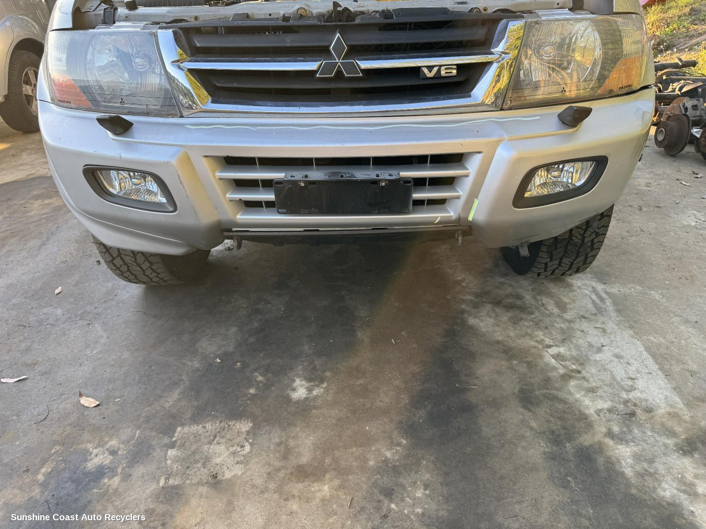 2002 Mitsubishi Pajero Right Indicator Fog Side