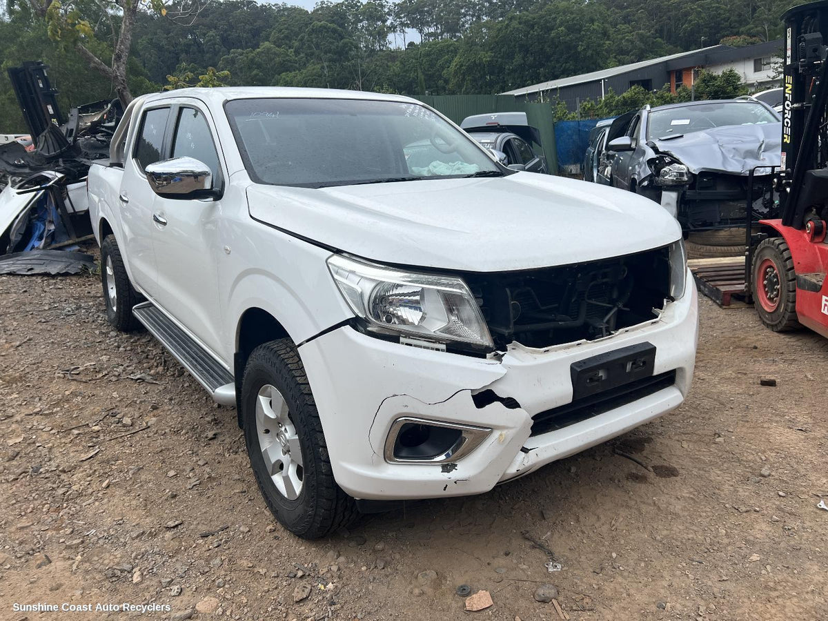 2015-2025 Nissan Navara Headrest