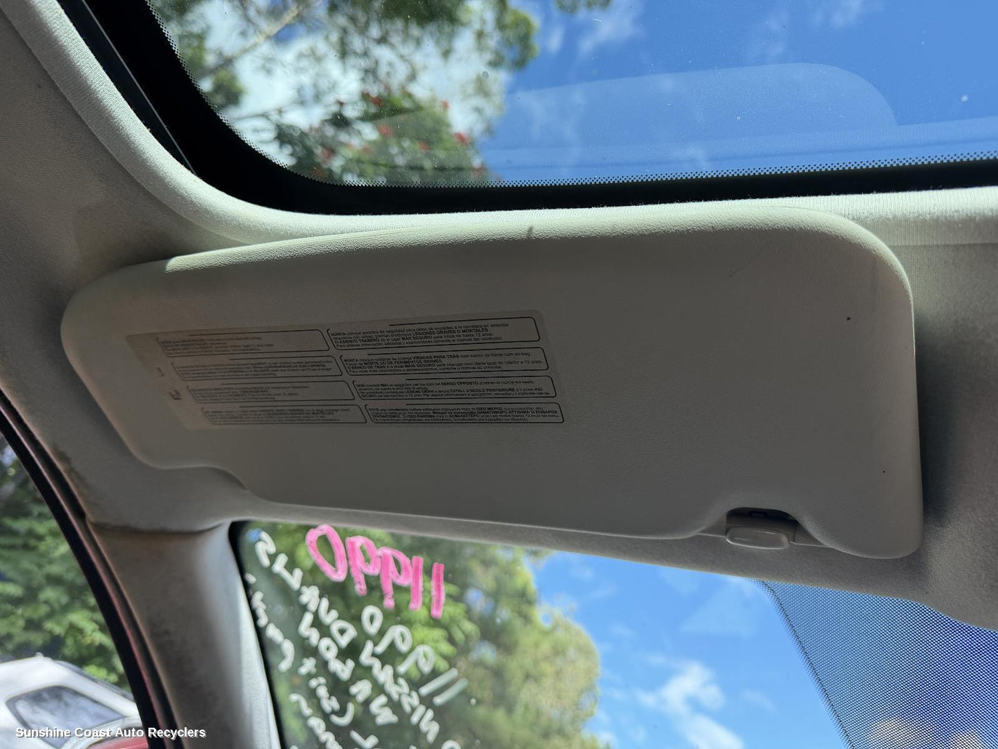 2007-2014 Nissan Dualis Sunvisor