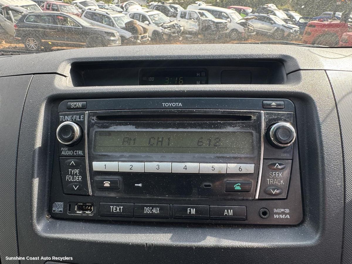 2005-2015 Toyota Hilux Radio Cd Dvd Sat Tv