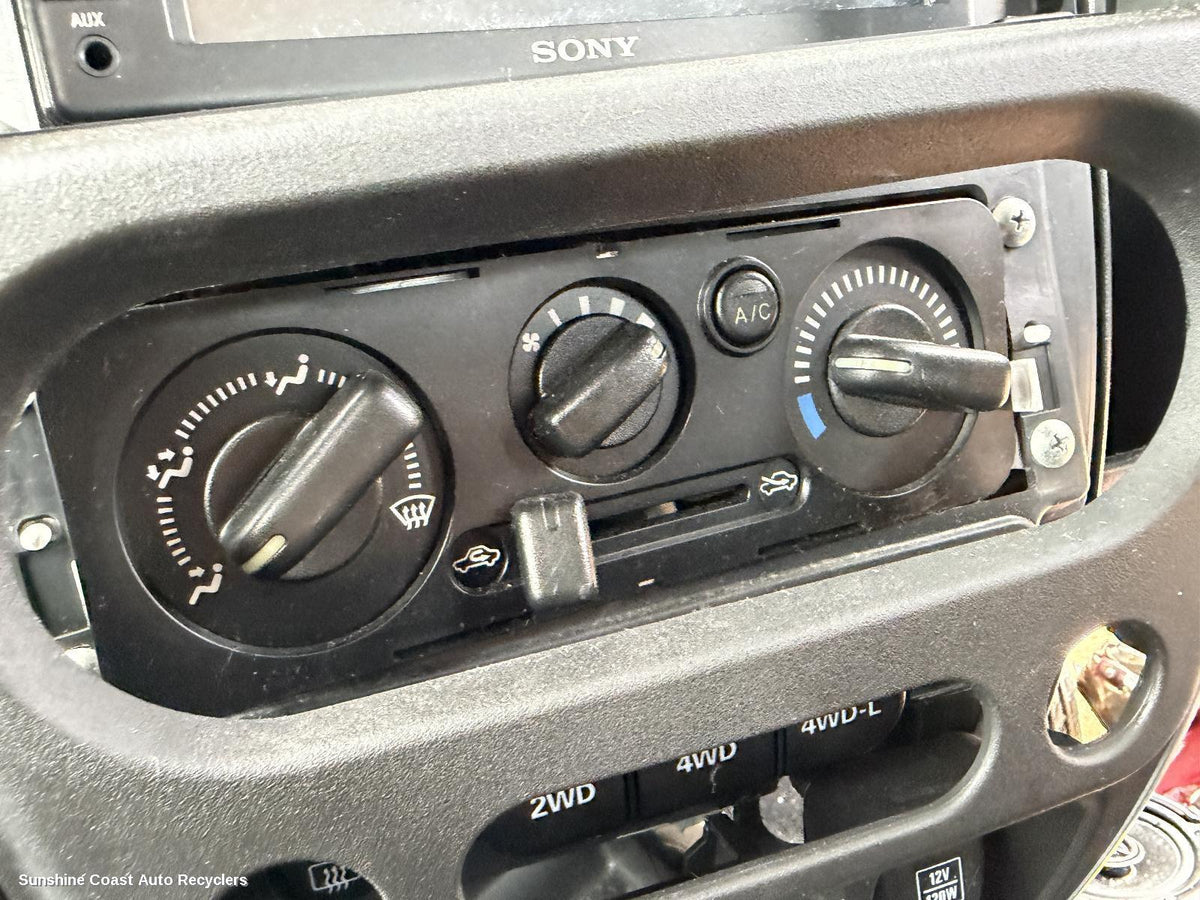2005-2018 Suzuki Jimny Heater Ac Controls