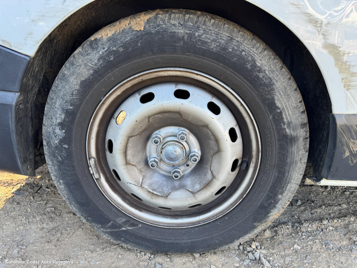 2015-2026 Renault Trafic Intermediate Pipe