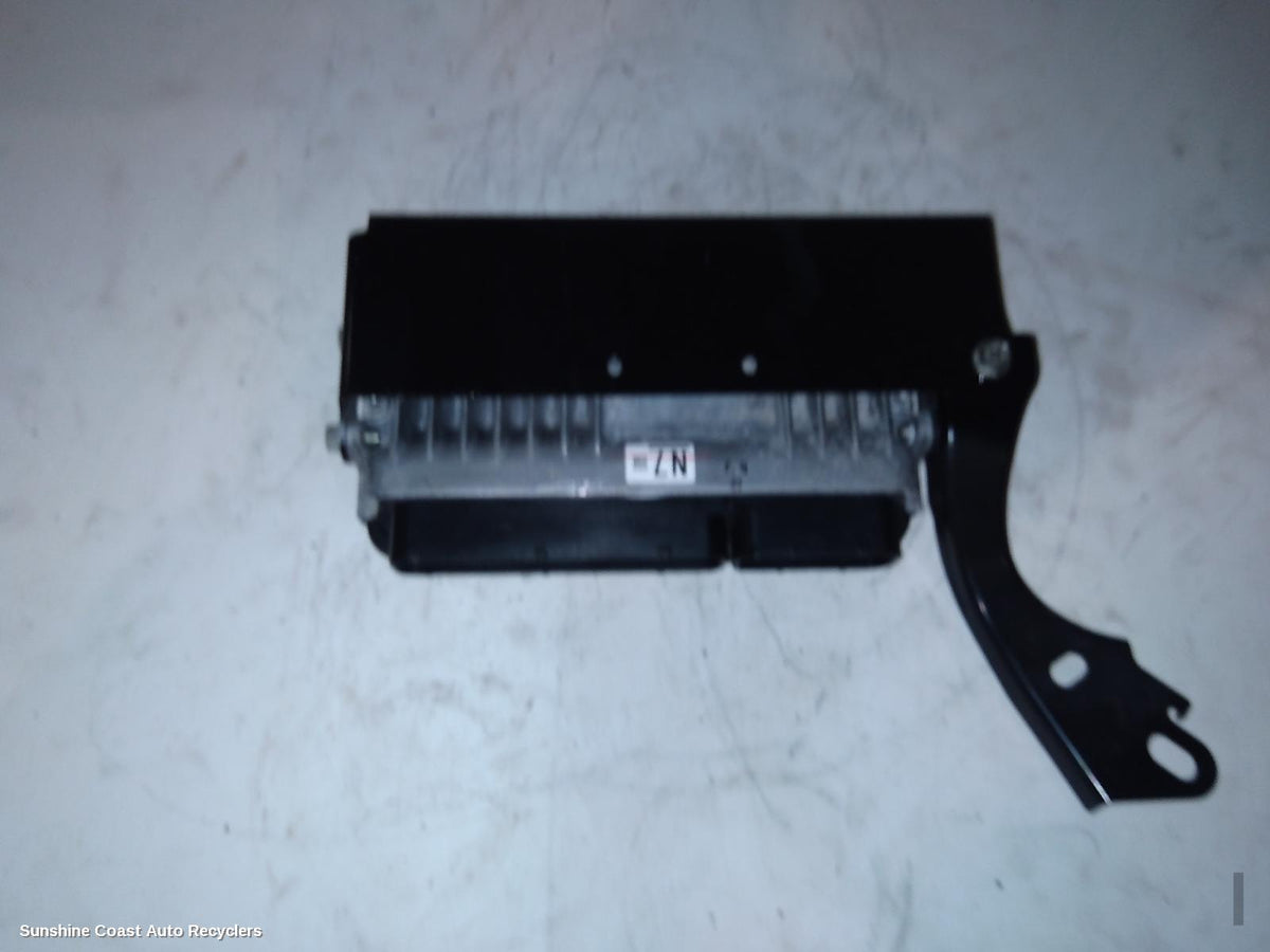 2005-2019 Toyota Hiace Ecu