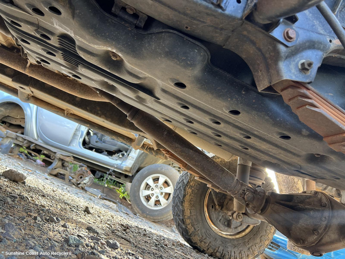 2005-2015 Toyota Hilux Front Prop Shaft