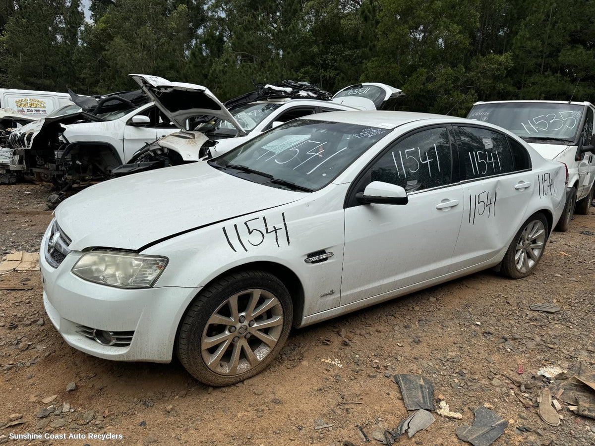 2010-2013 Holden Commodore Left Headlamp