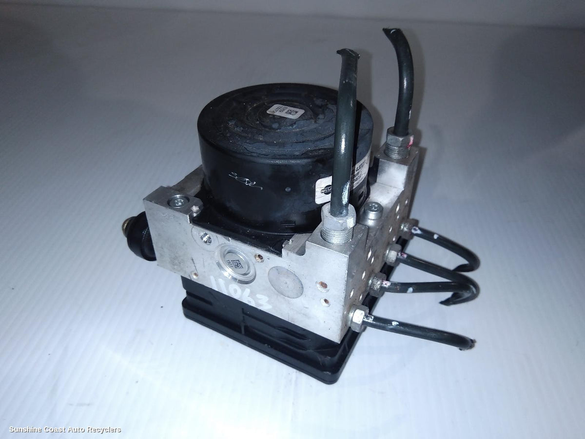 2015-2023 Nissan Navara Abs Pump Modulator