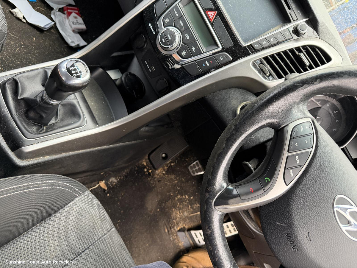 2012-2017 Hyundai I30 Misc