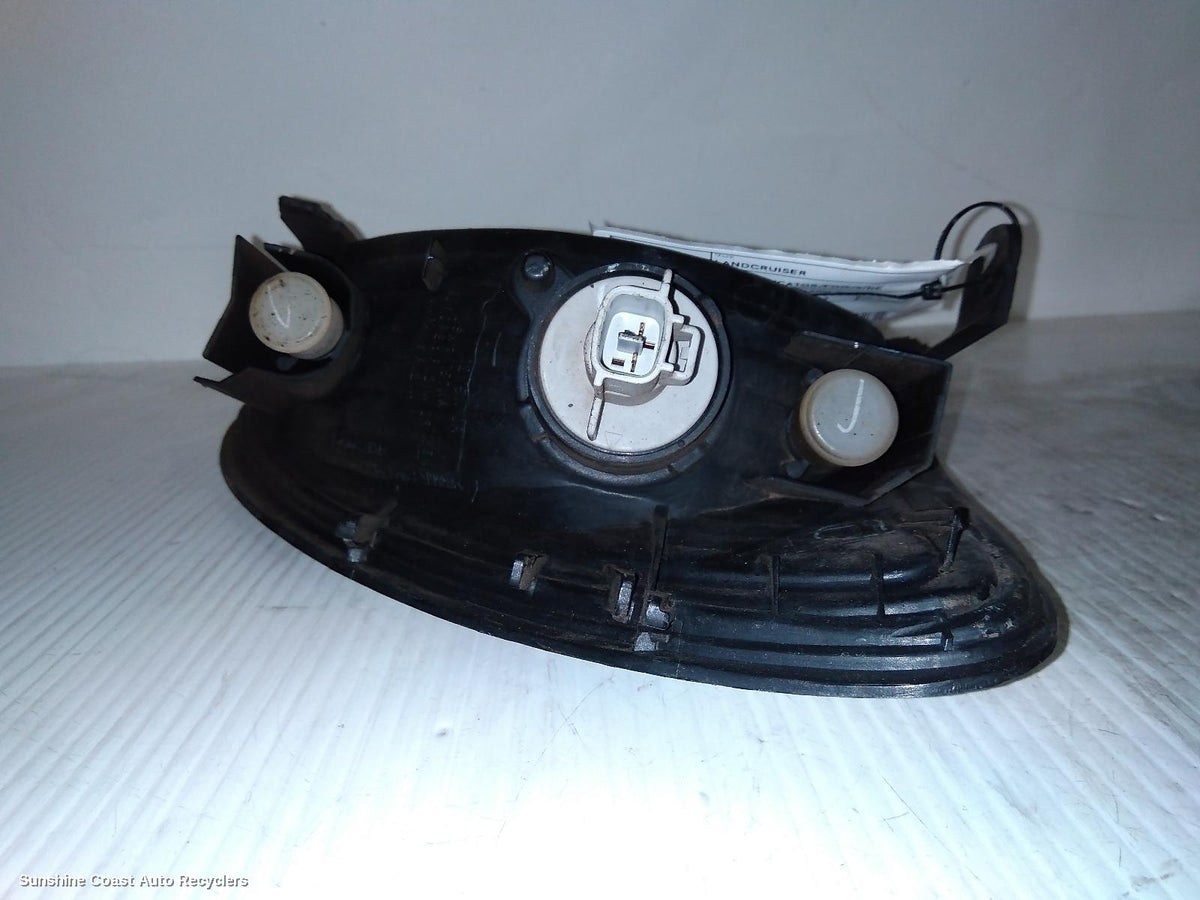 1998-2007 Toyota Landcruiser Right Indicator Fog Side