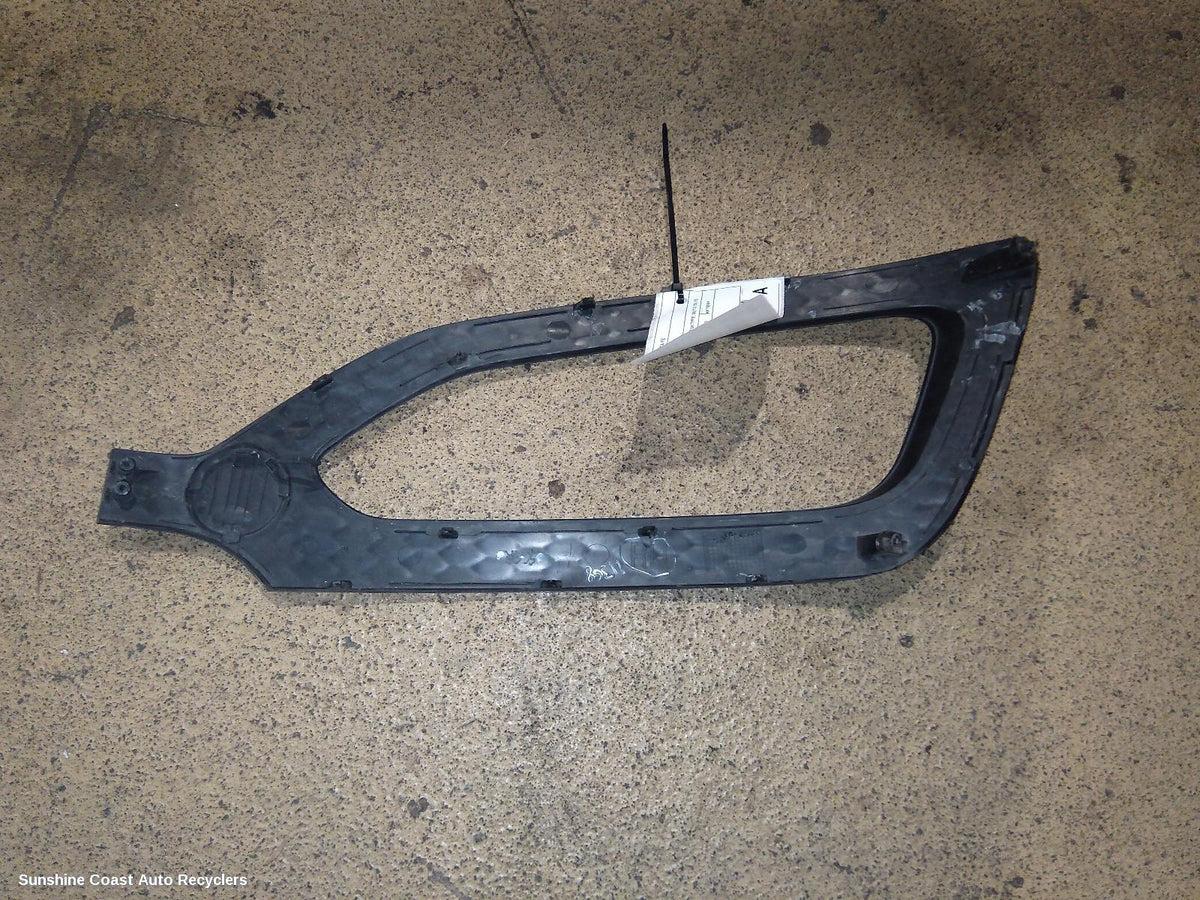 2012-2015 Hyundai Santa Fe Grille