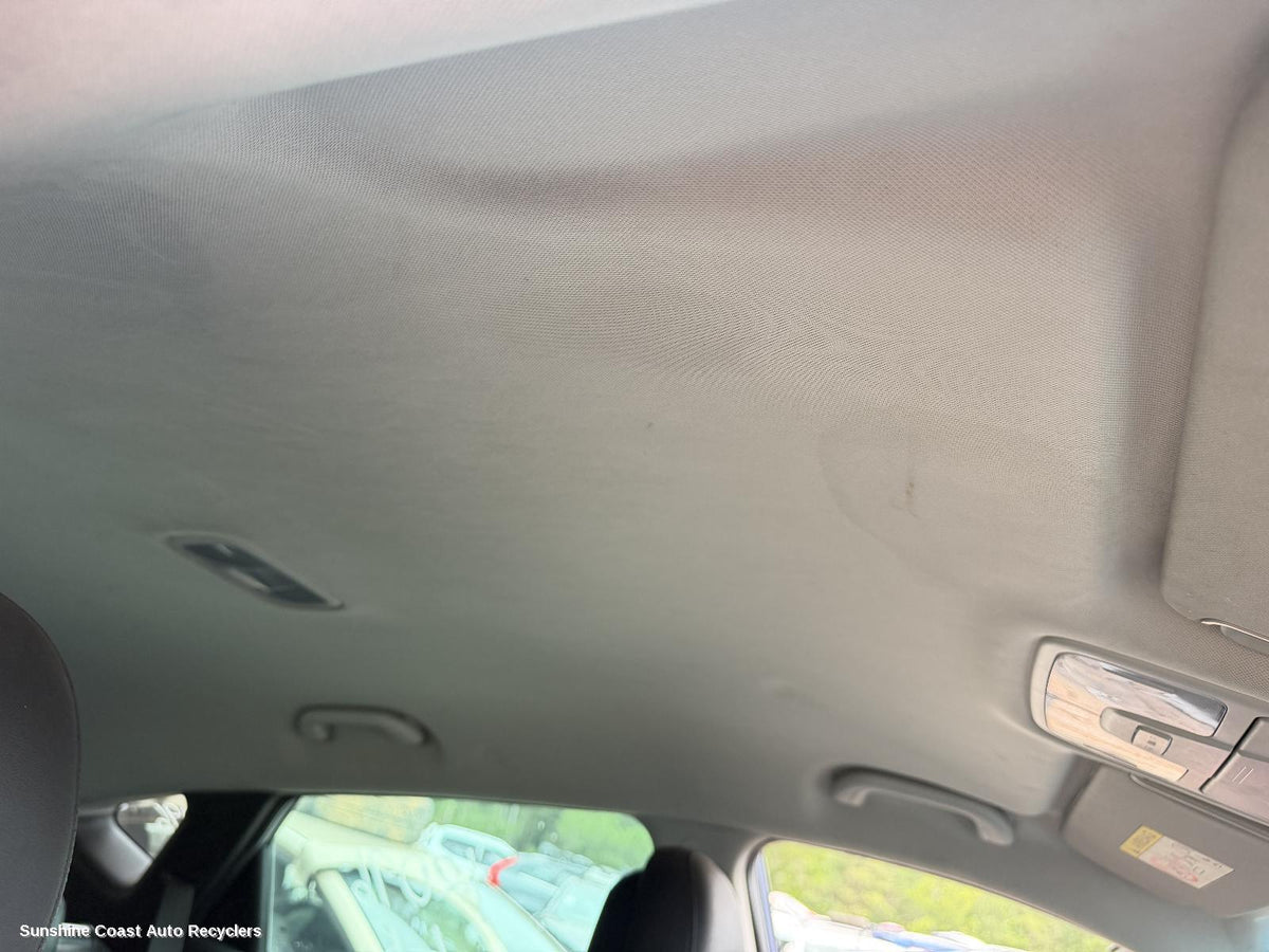 2009-2016 Hyundai Ix35 Hoodlining