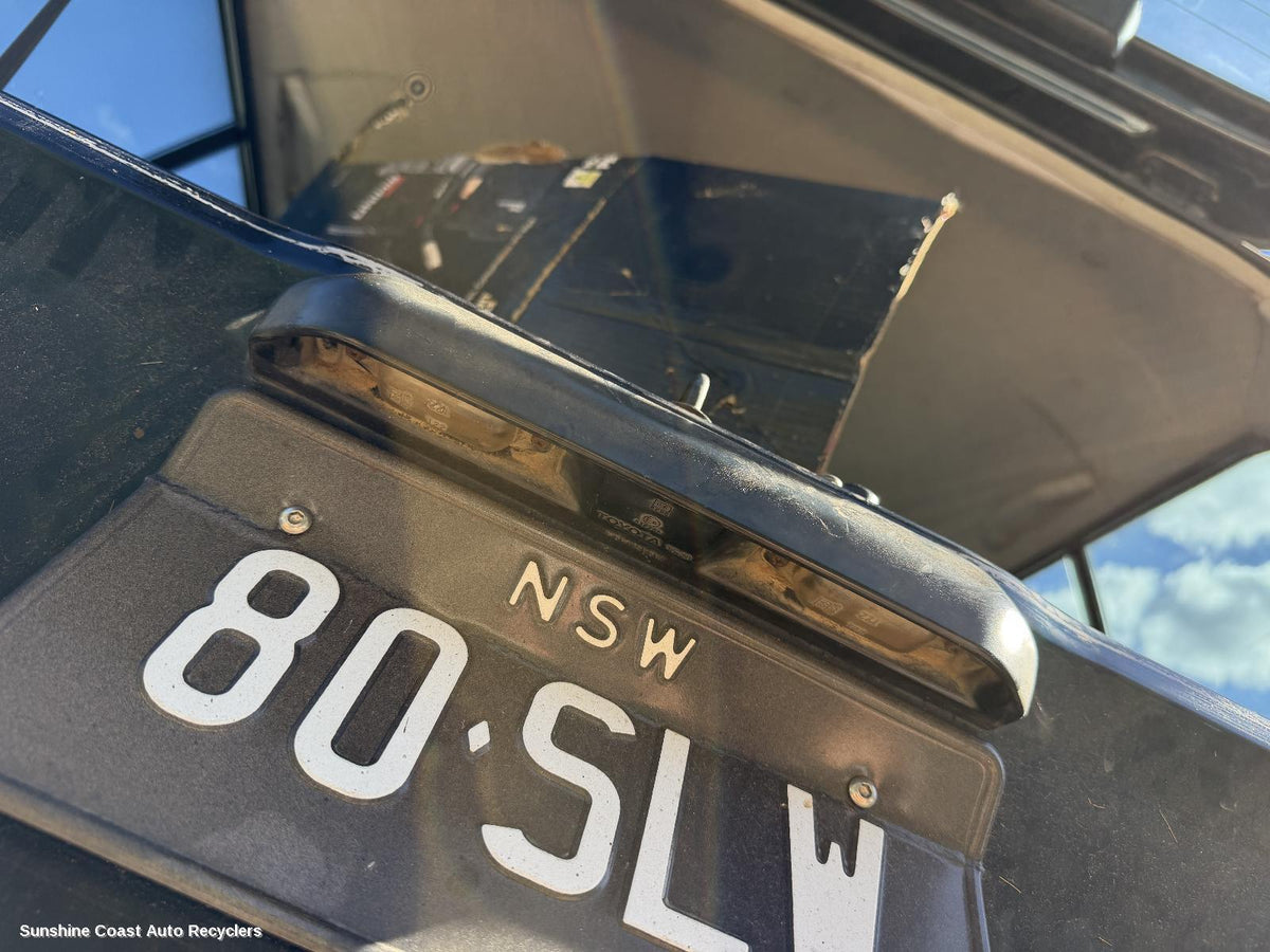 1990-1998 Toyota Landcruiser Number Plate Lamp