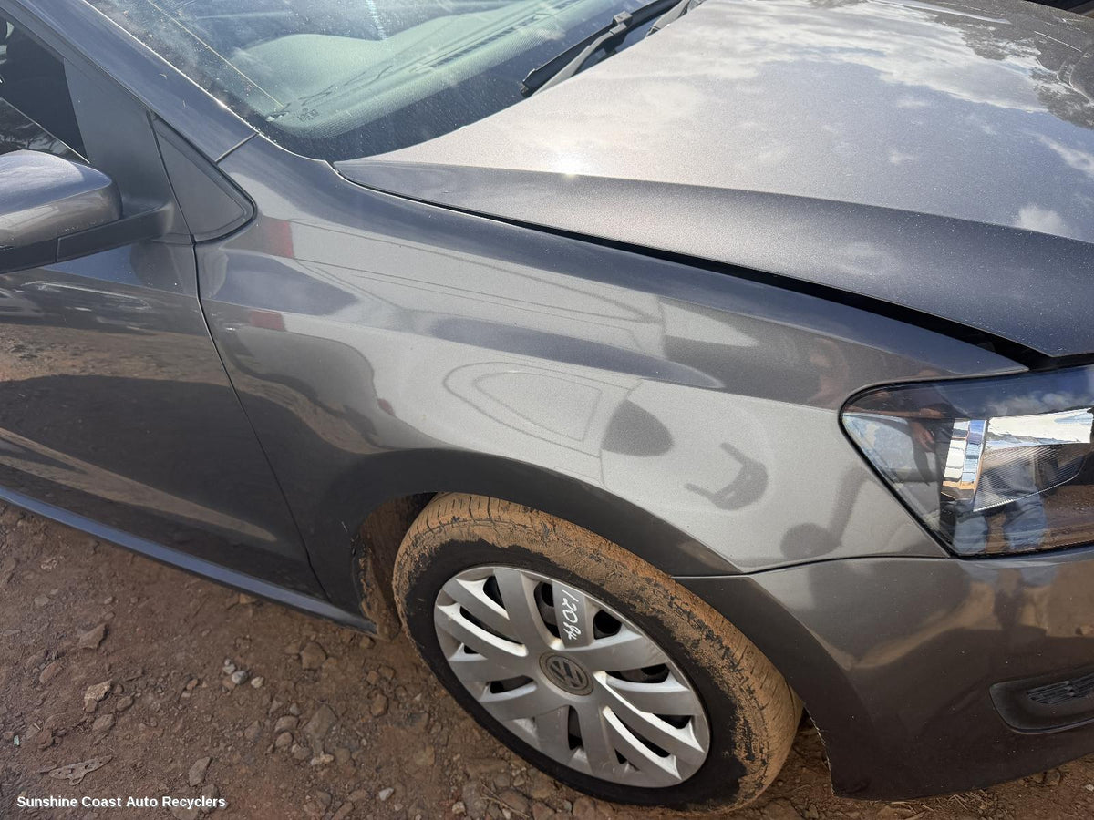 2010-2017 Volkswagen Polo Right Guard