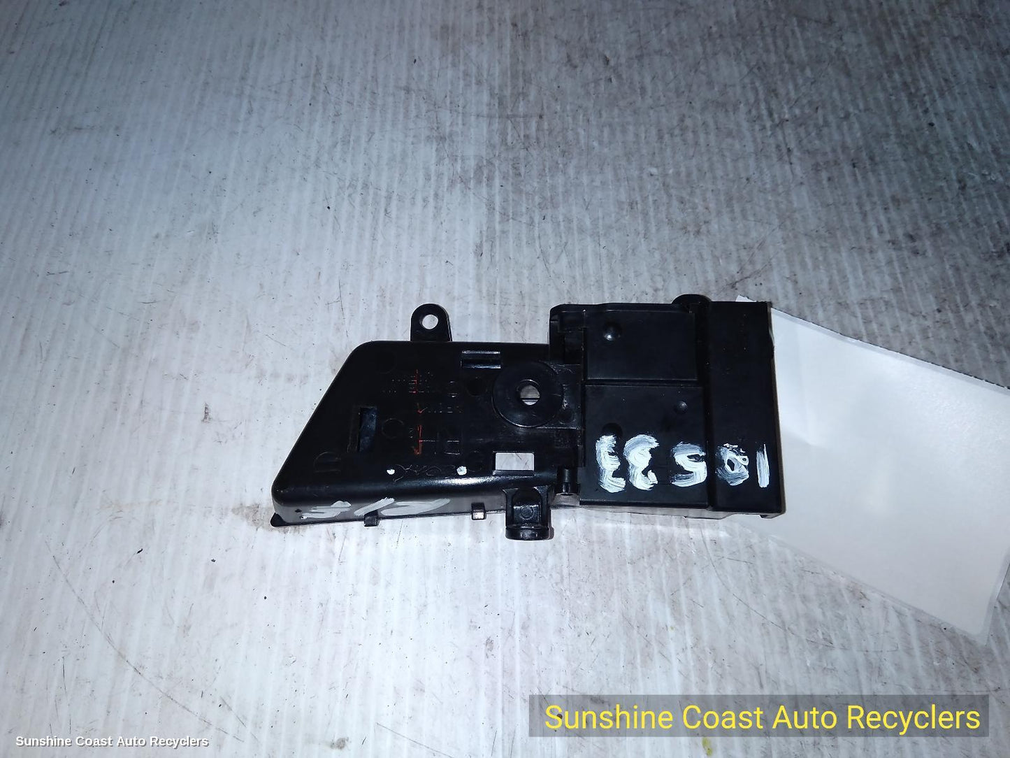 2003-2009 Subaru Liberty Door Handle
