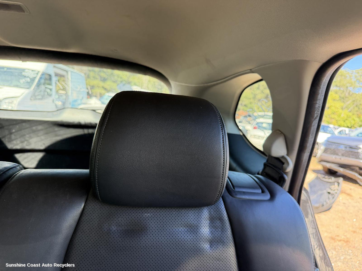 2016-2024 Mazda Cx9 Headrest