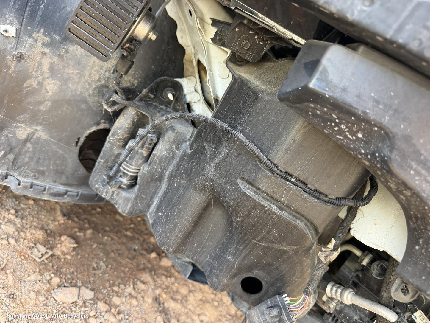 2017-2020 Holden Commodore Washer Bottle