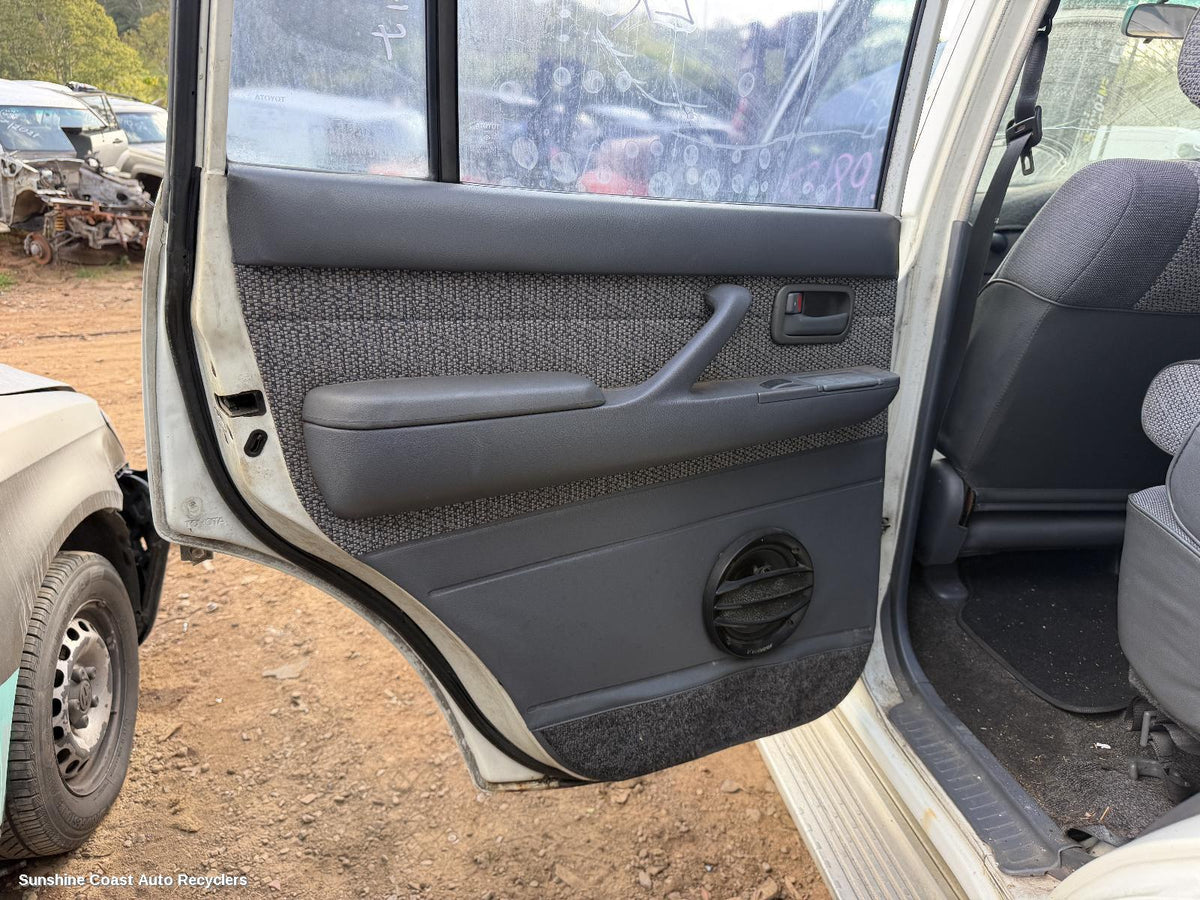 1990-1998 Toyota Landcruiser Speaker