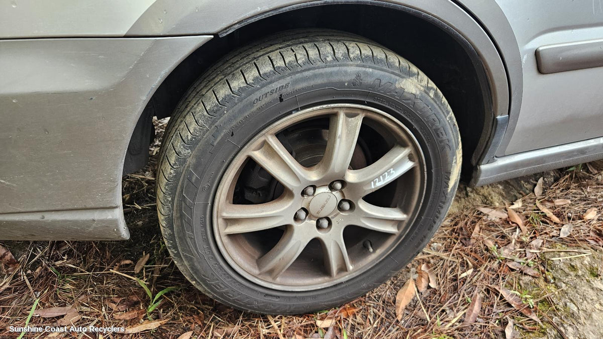 2002-2005 Subaru Impreza Tyre