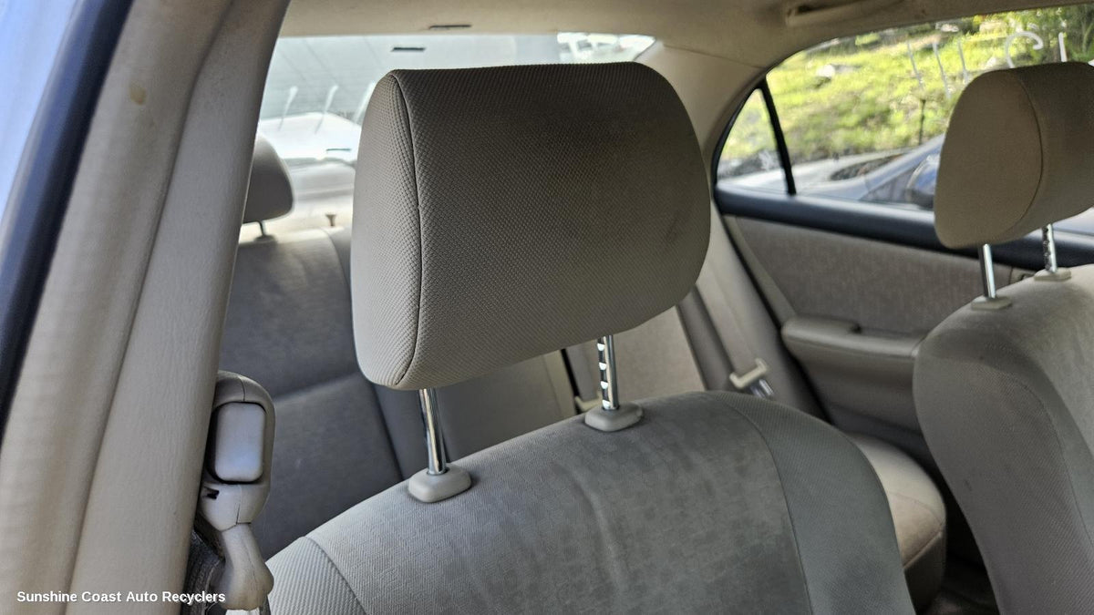 2001-2007 Toyota Corolla Headrest