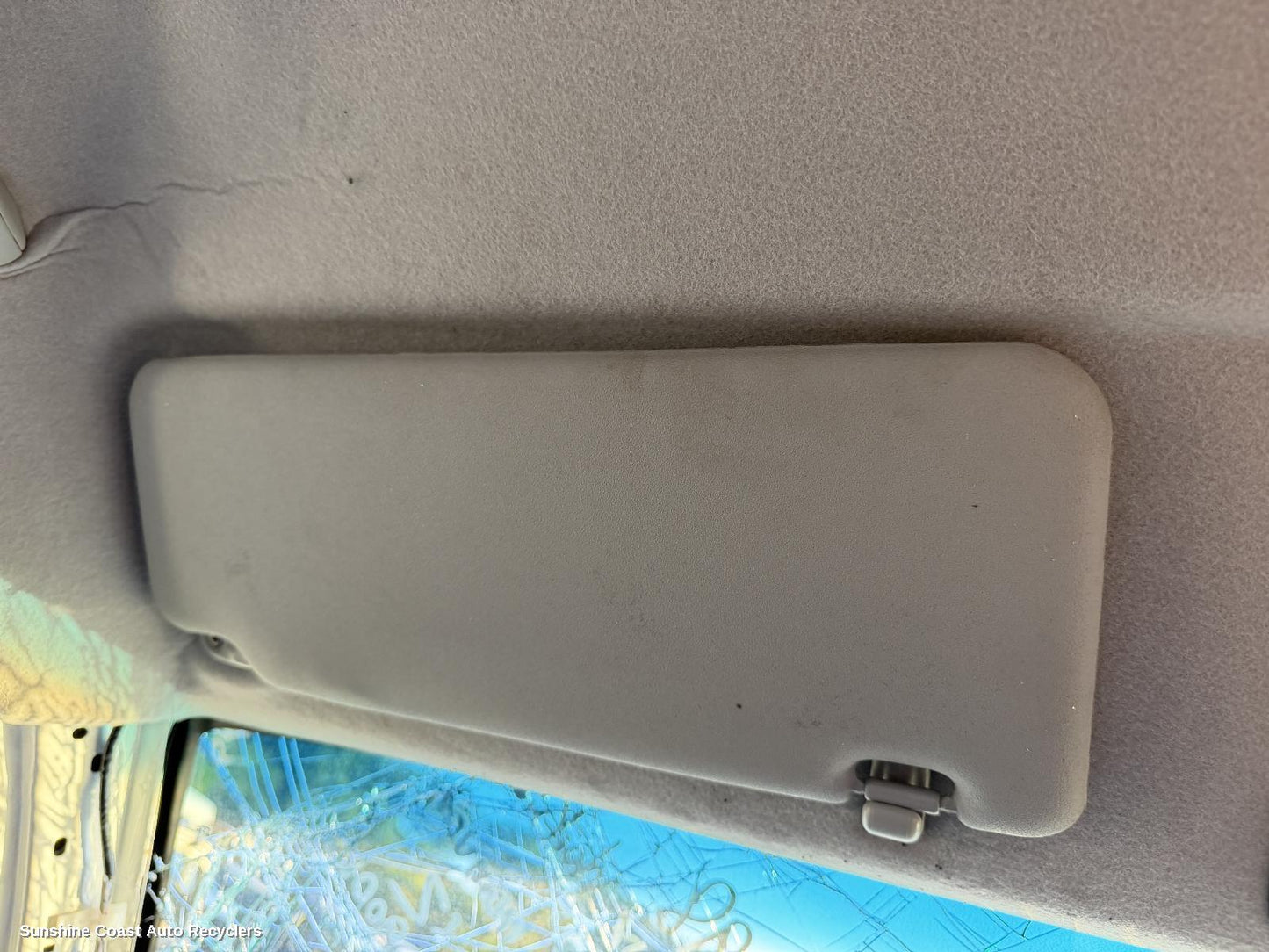 2005-2015 Toyota Hilux Sunvisor