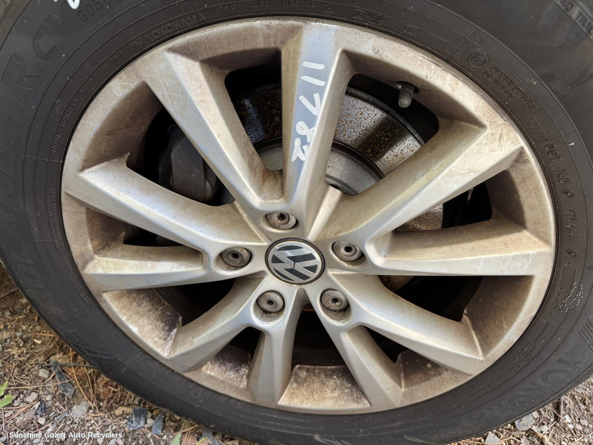 2010-2018 Volkswagen Touareg Wiper Motor