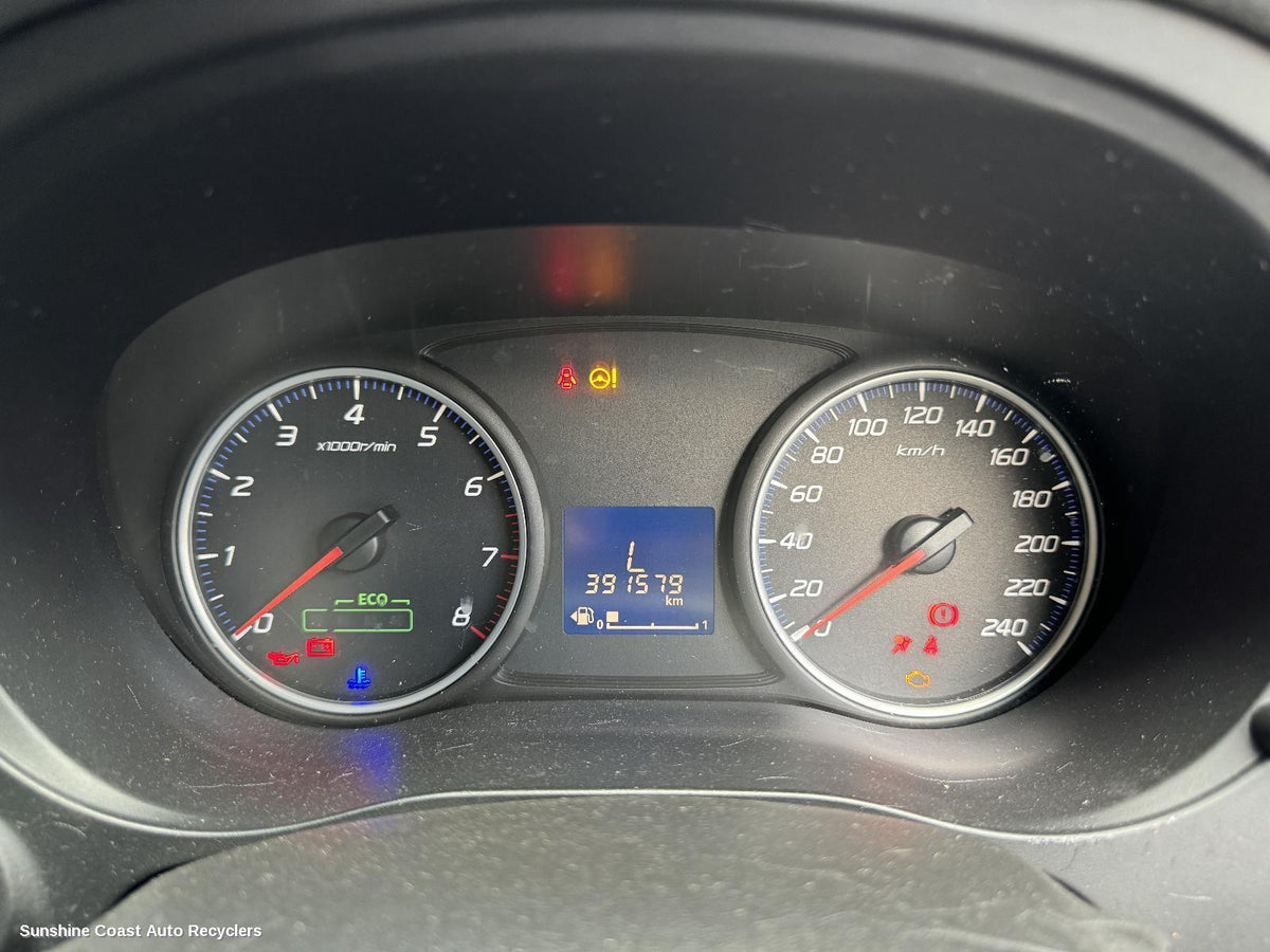 2012-2018 Mitsubishi Outlander Instrument Cluster