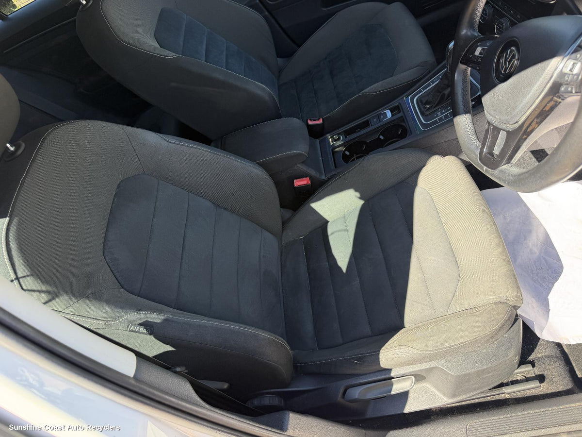 2012-2020 Volkswagen Golf Front Seat