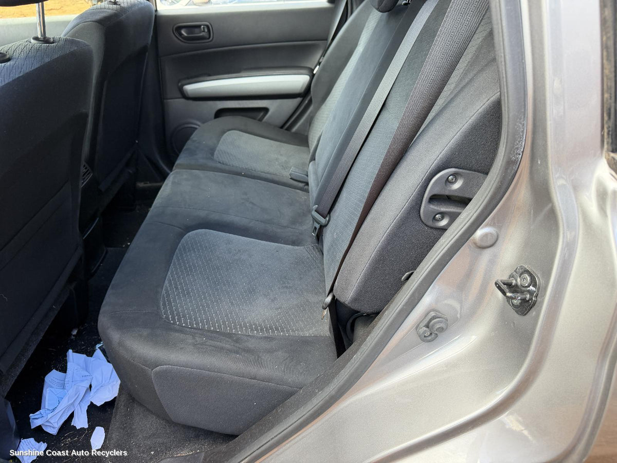 2007-2014 Nissan Xtrail Carpet