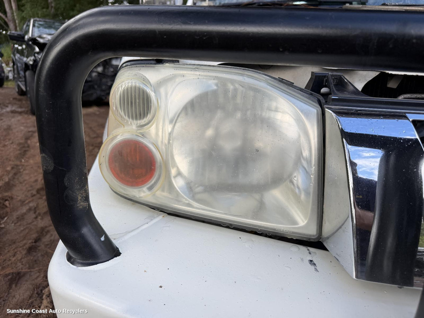 2001-2015 Nissan Navara Right Headlamp