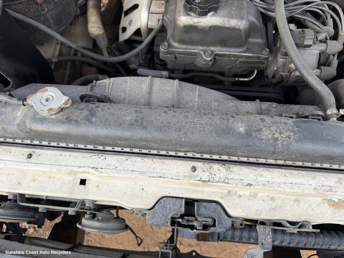 1990-1998 Toyota Landcruiser Fan Shroud