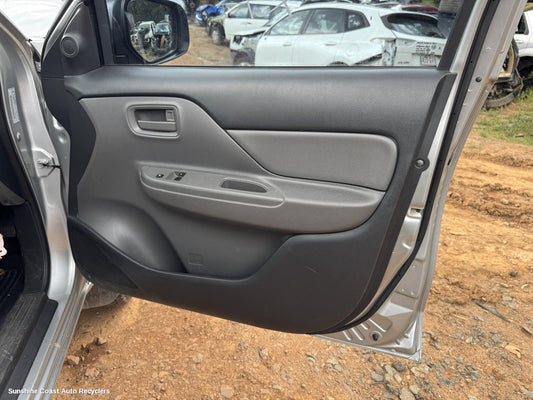 2016 Mitsubishi Triton Door Boot Gate Lock