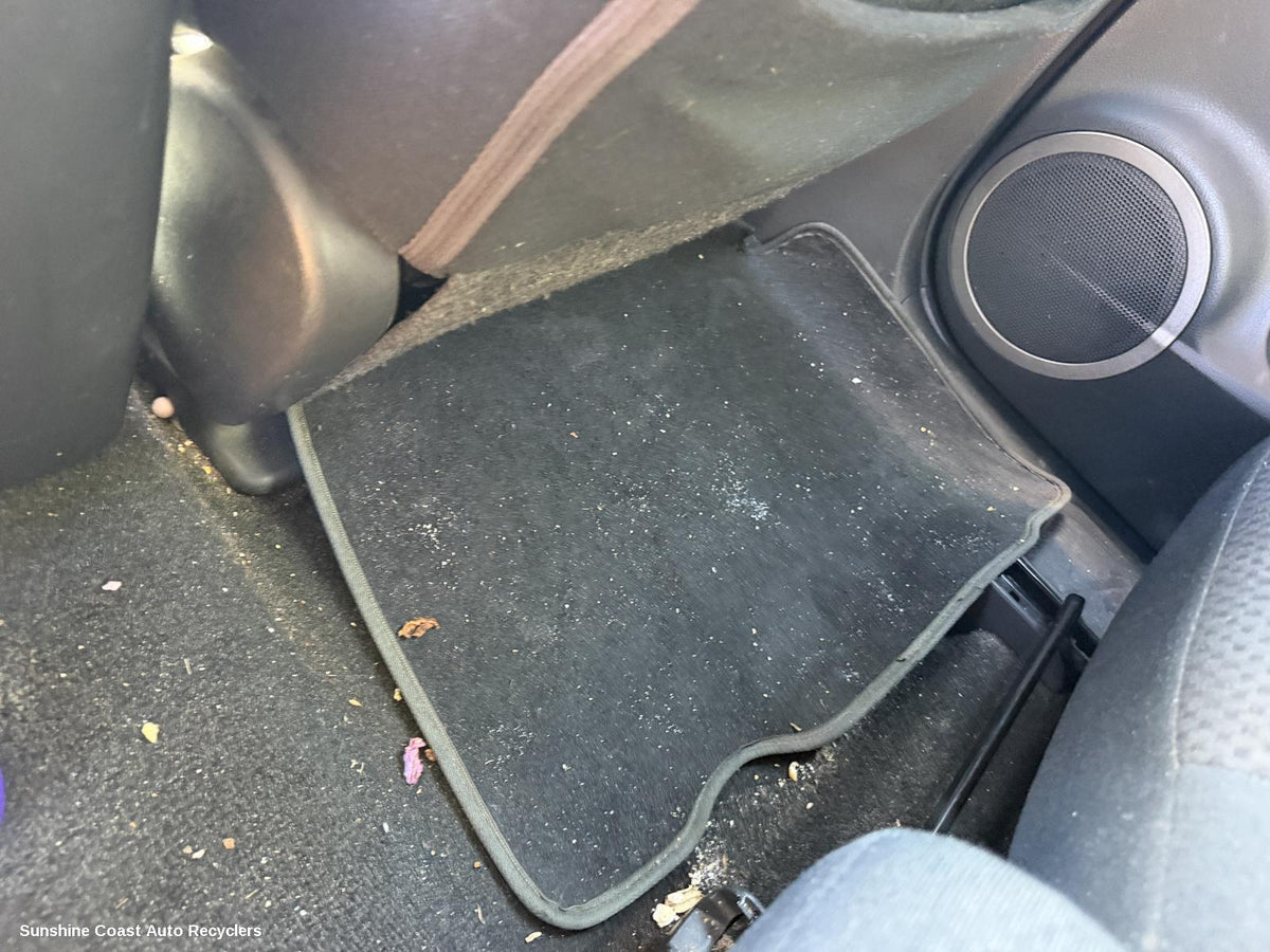 2005-2012 Toyota Rav4 Floor Mats