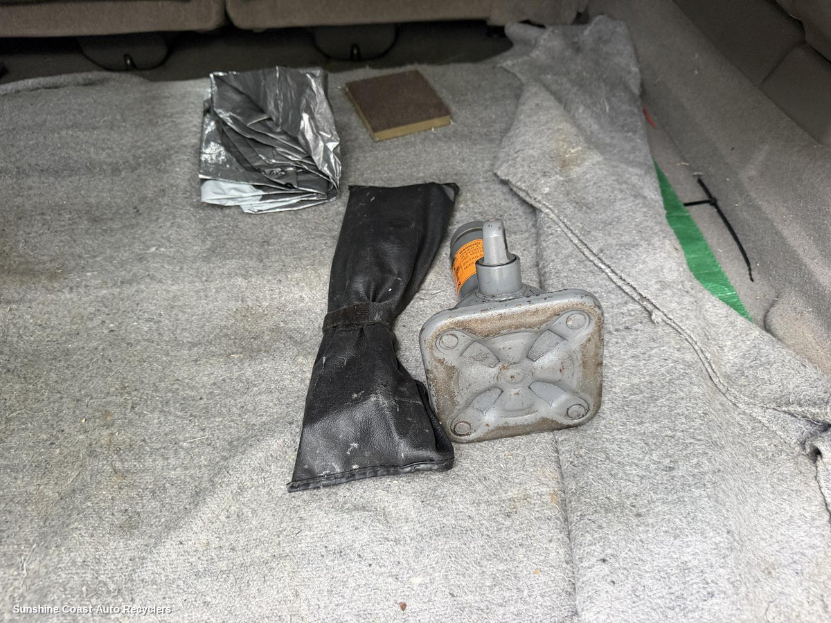 1997-2017 Nissan Patrol Jack Tool Kit