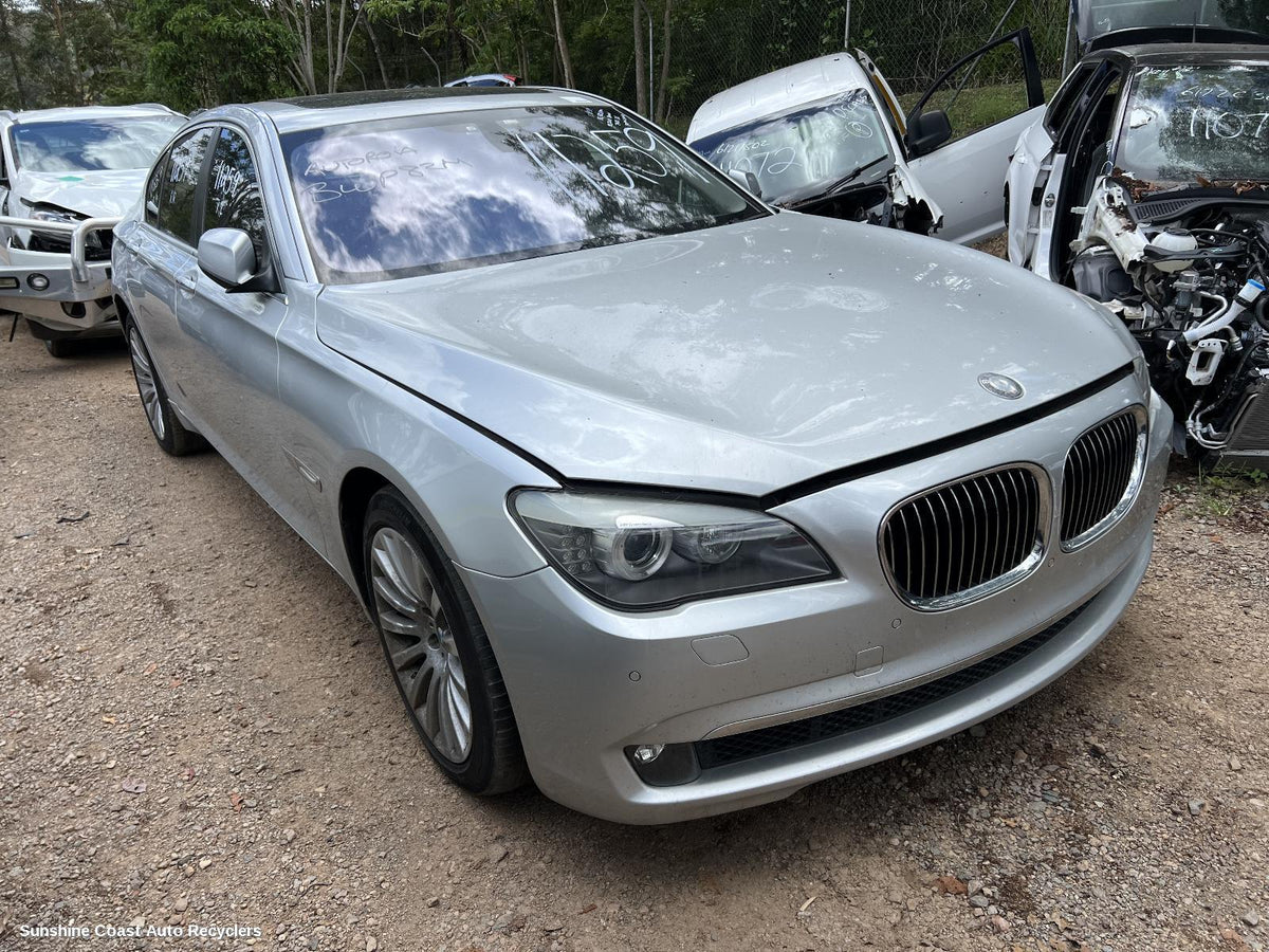 2009-2012 Bmw 7 Series Rear Garnish