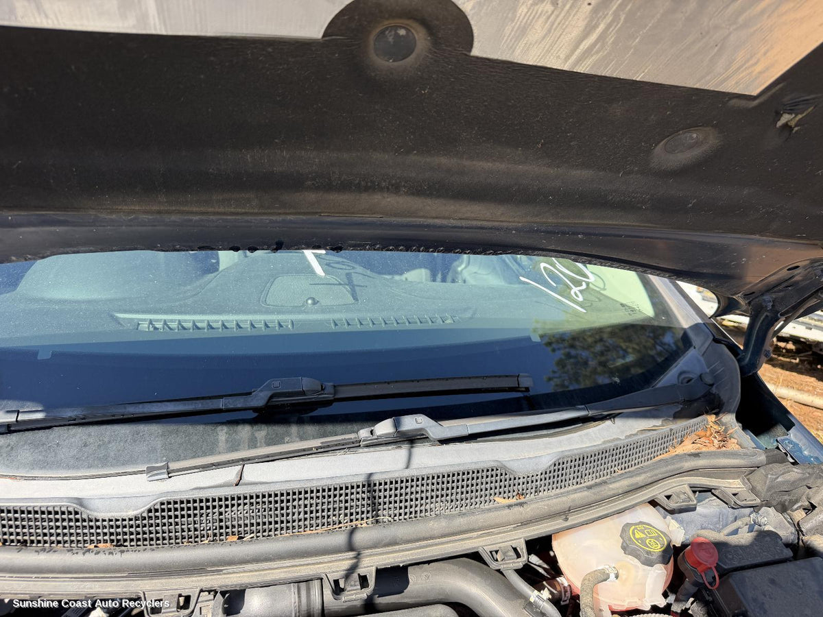 2017-2020 Holden Astra Wiper Arm