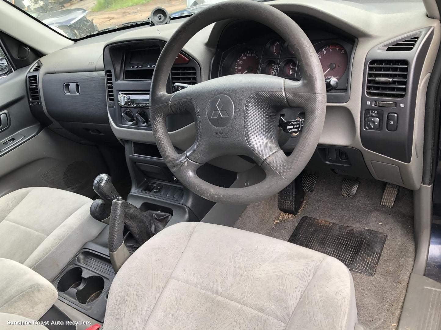2002 Mitsubishi Pajero Trans Gearbox