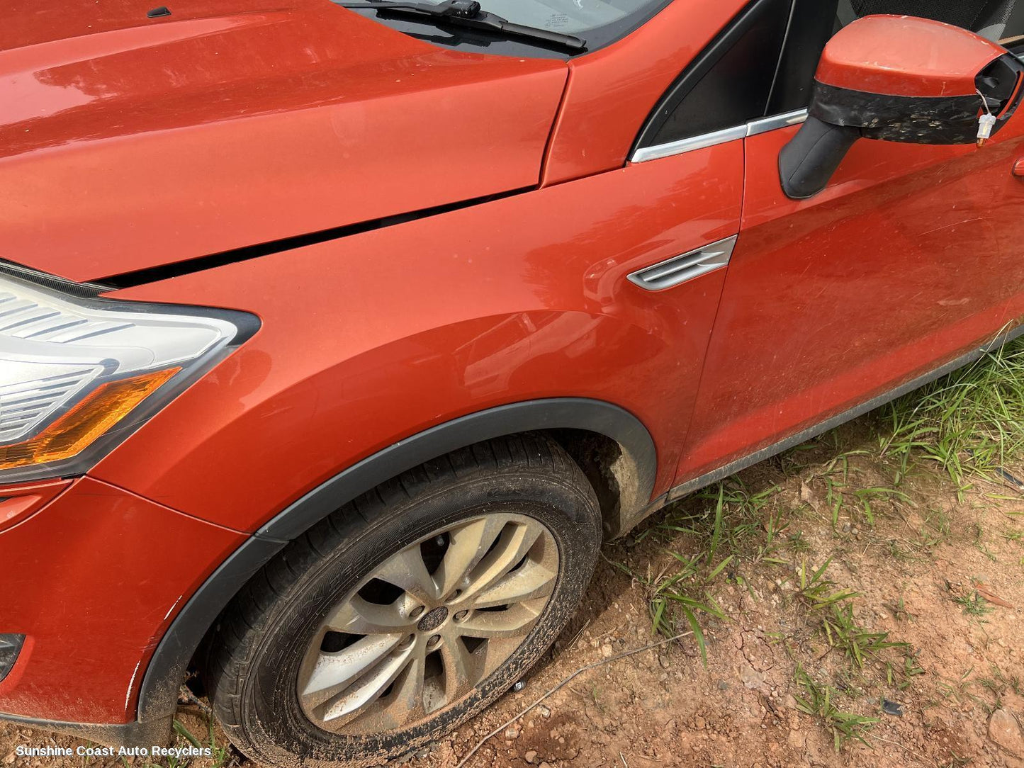 2012 Ford Kuga Left Guard