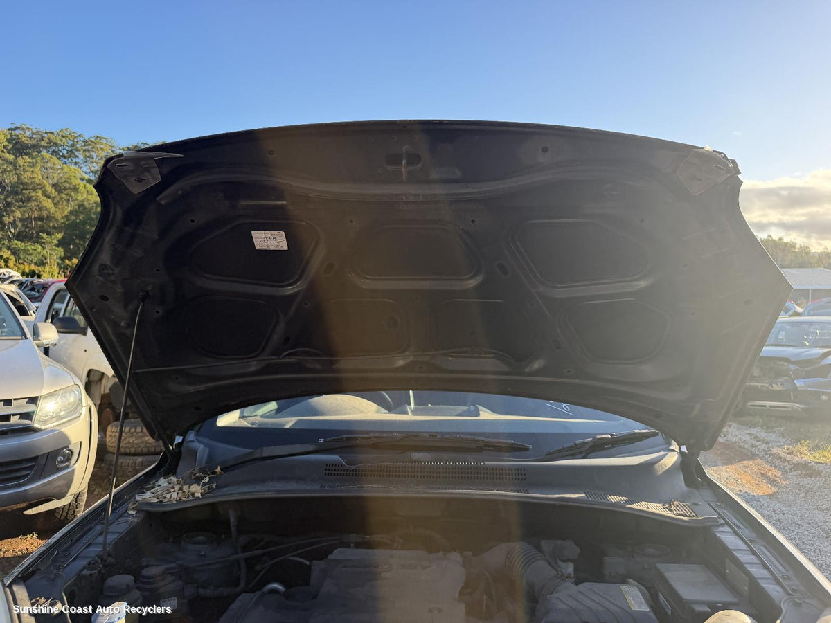 2005-2010 Kia Sportage Plenum Chamber