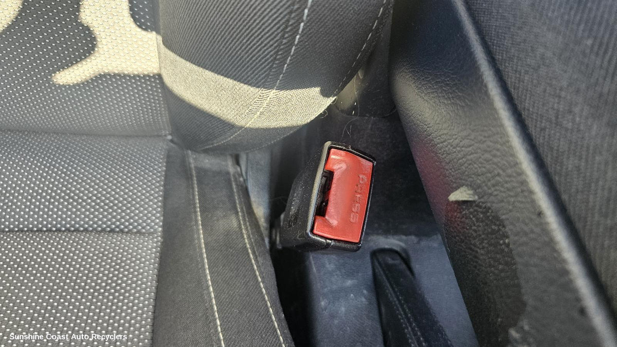2011-2015 Skoda Fabia Seatbelt Stalk
