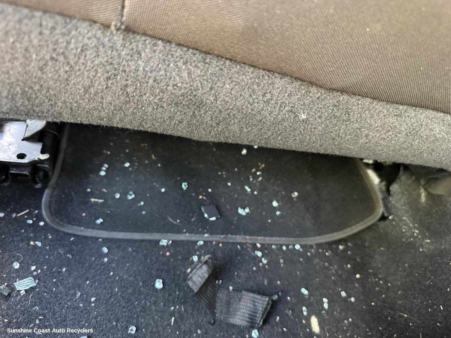 2015 Holden Cruze Floor Mats