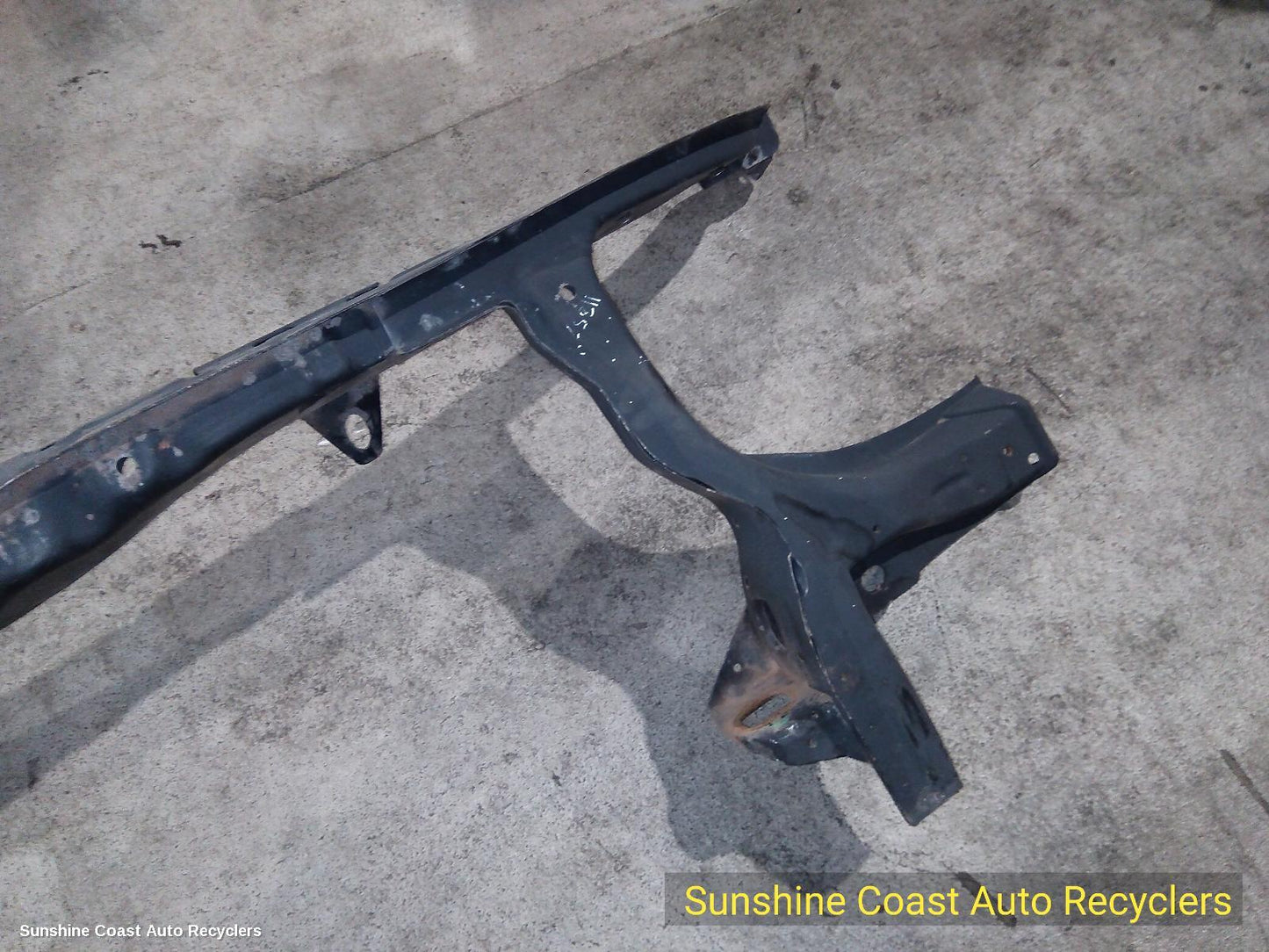 2009 Volkswagen Transporter Radiator Support